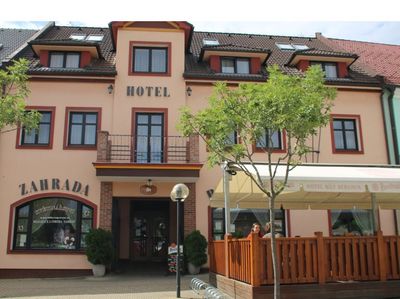 Hotel Bílý Beránek*** Restaurace, Zahrádka, Bowling