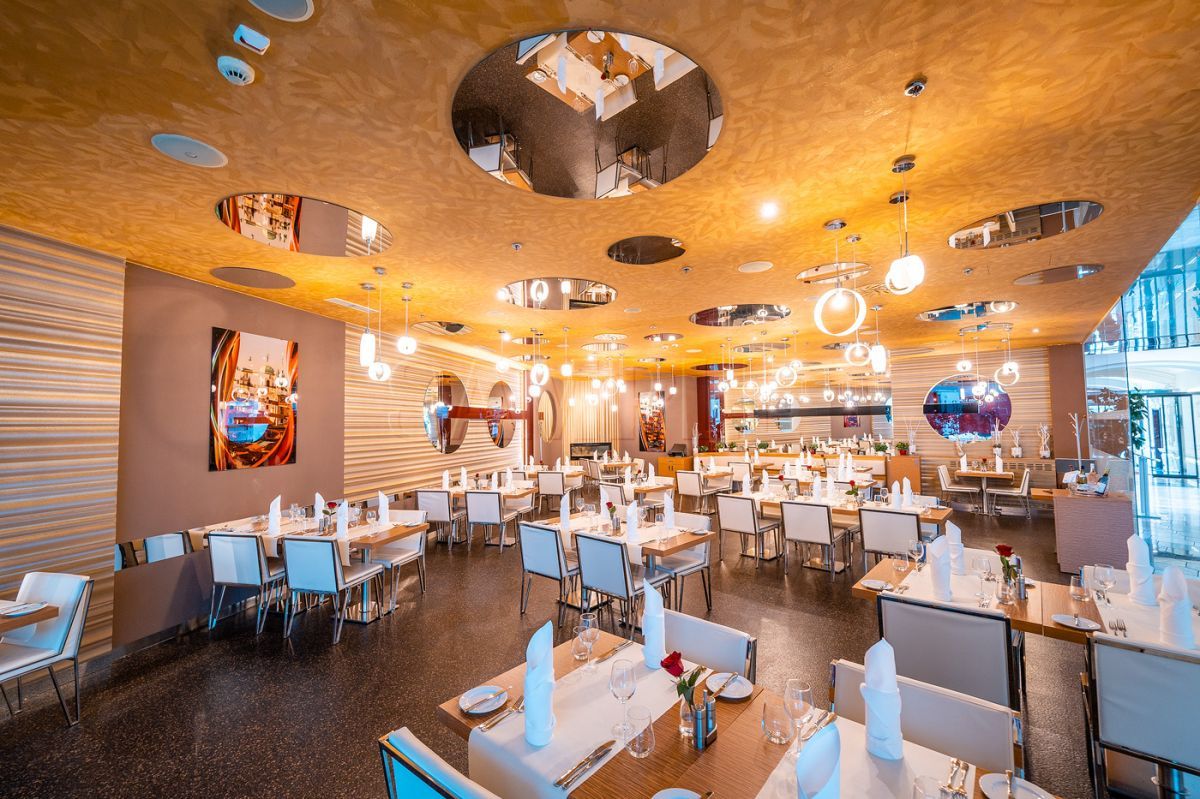 Bistro & Cafe Grandior