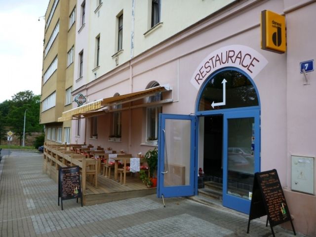 V Čase