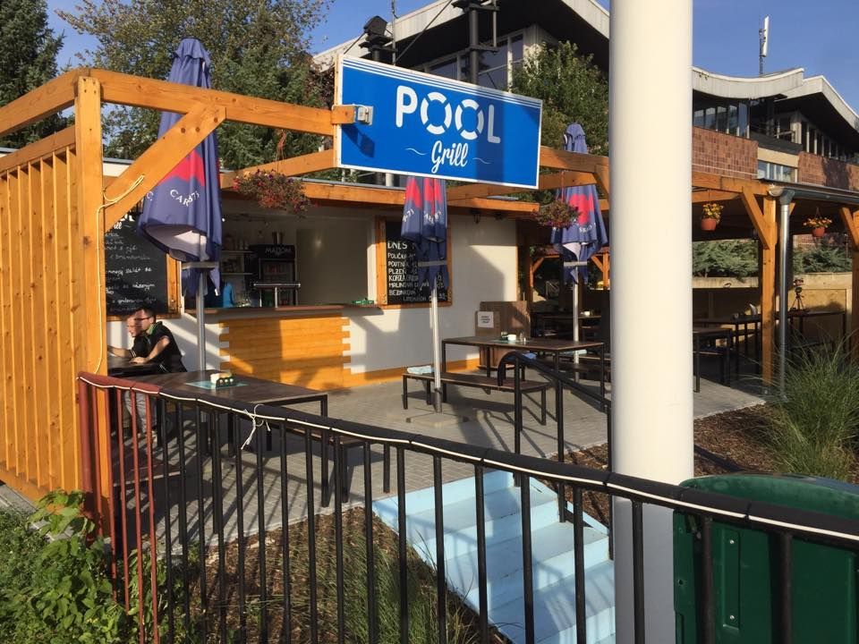 Pooll Grill