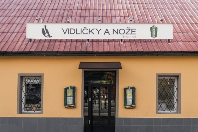 Vidličky a nože Strašnice