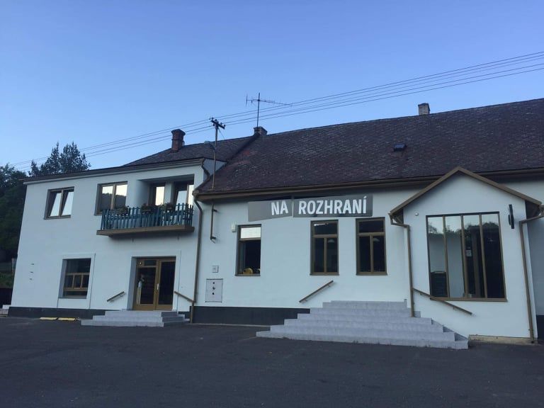 Na Rozhraní