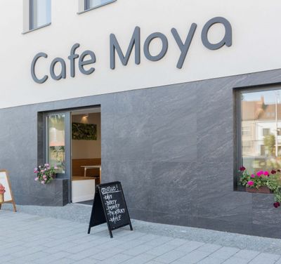 Cafe Moya