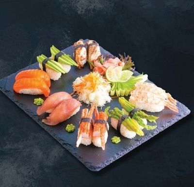 LOUIS ASIAN Restaurace Sushi Bar