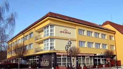 Arkáda ***