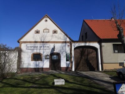 NA NÁVSI