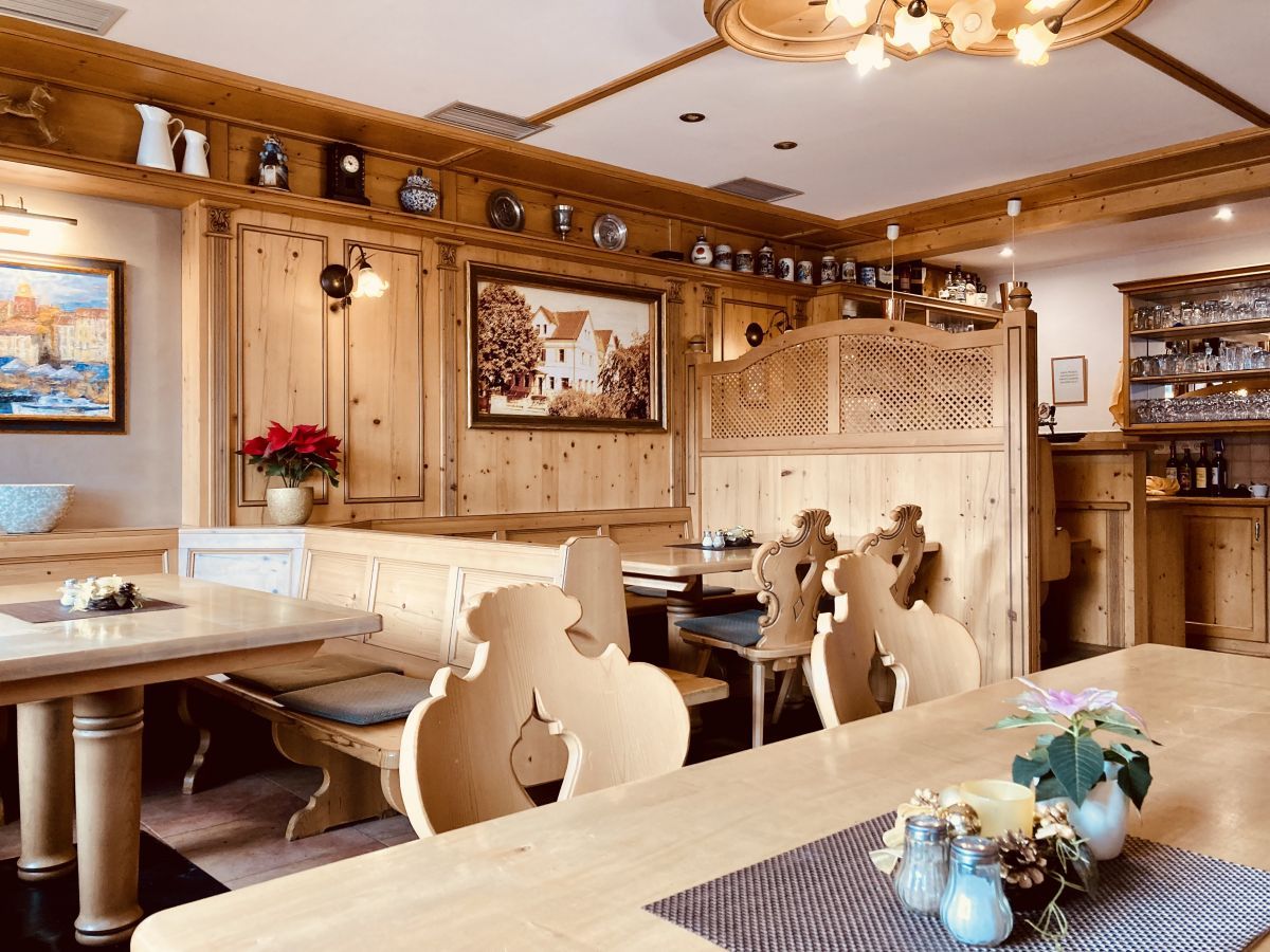 Restaurace ZLATÁ LÍPA- Jalůvčí